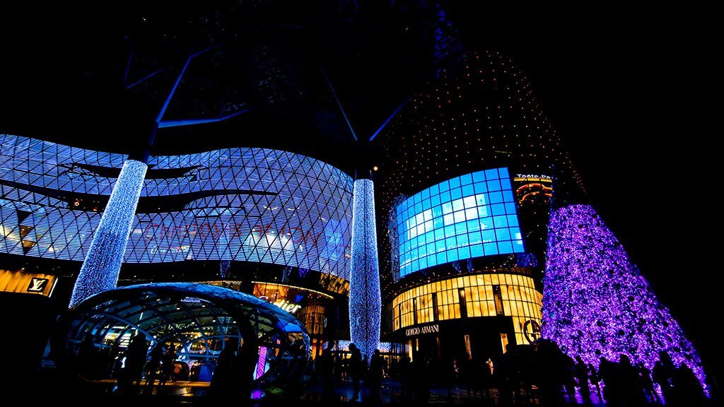 ION OrchardのLEDビジョン