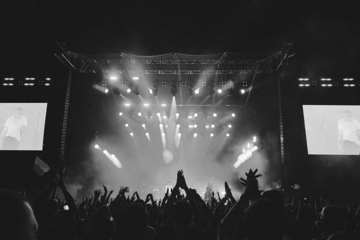 屋外用LEDディスプレイ