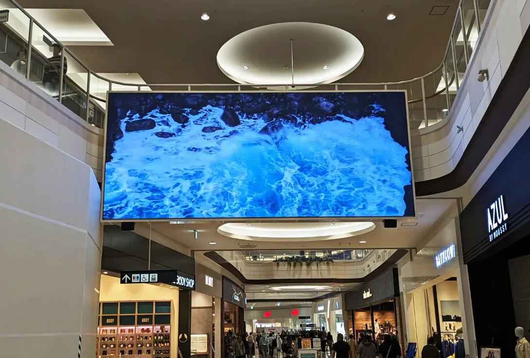 デジタルサイネージ活用シーンイメージ画像_インフォメーション