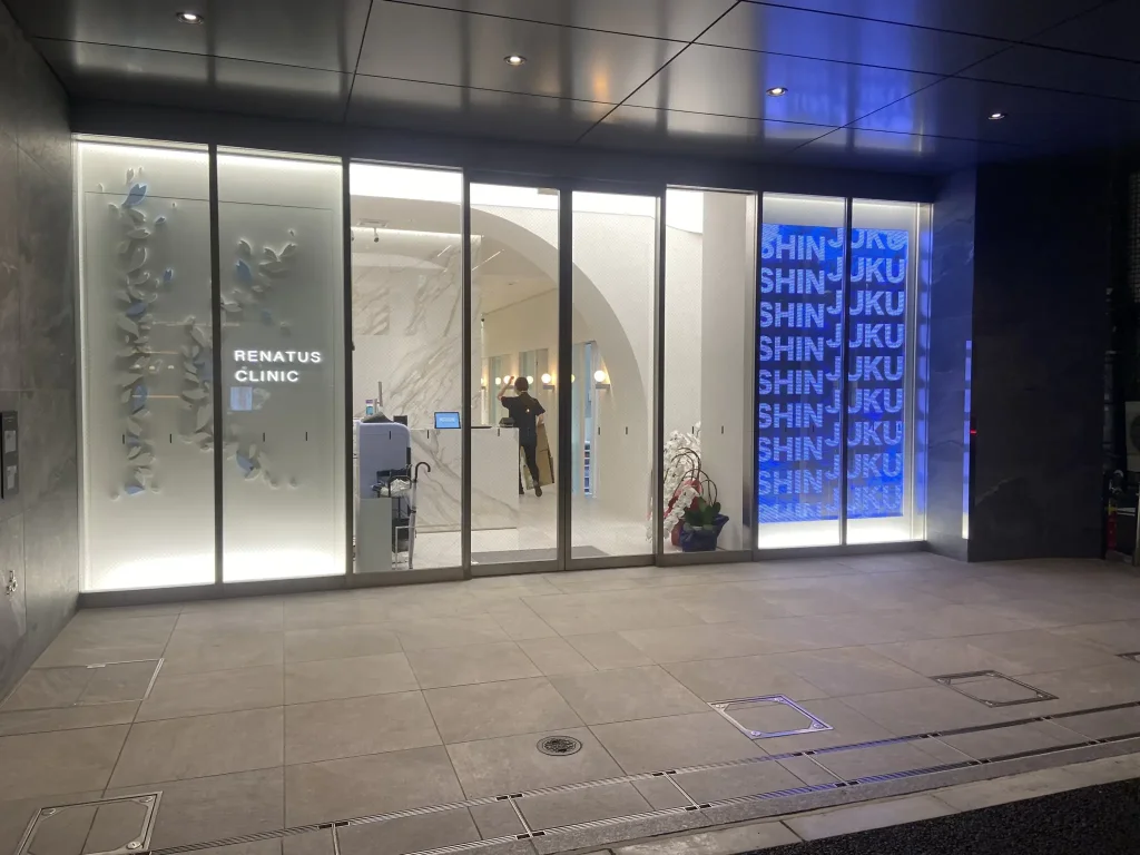 デジタルサイネージの業界別活用事例_医療機関