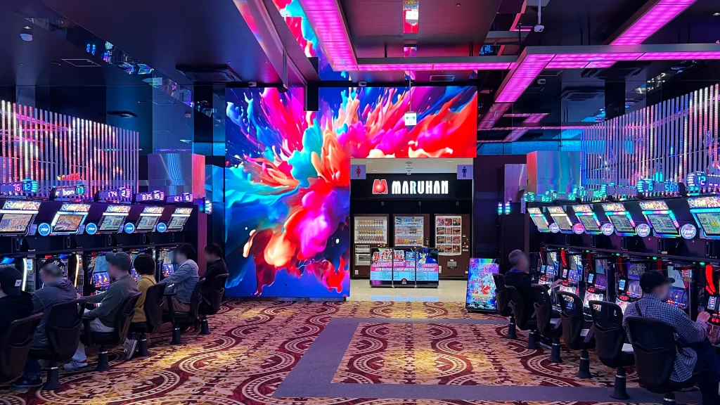 マルハン苫小牧LED