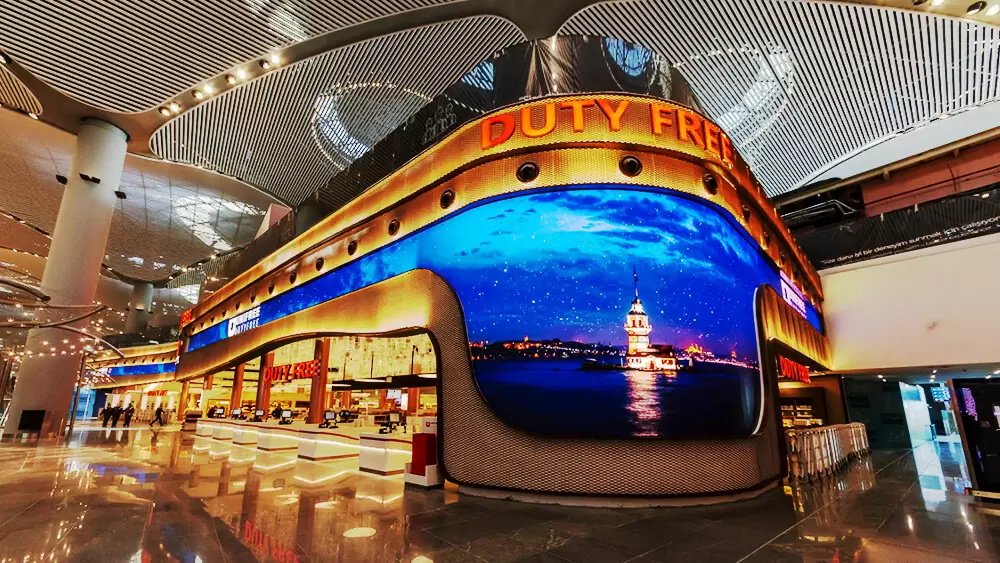 イスタンブール空港のLEDビジョン