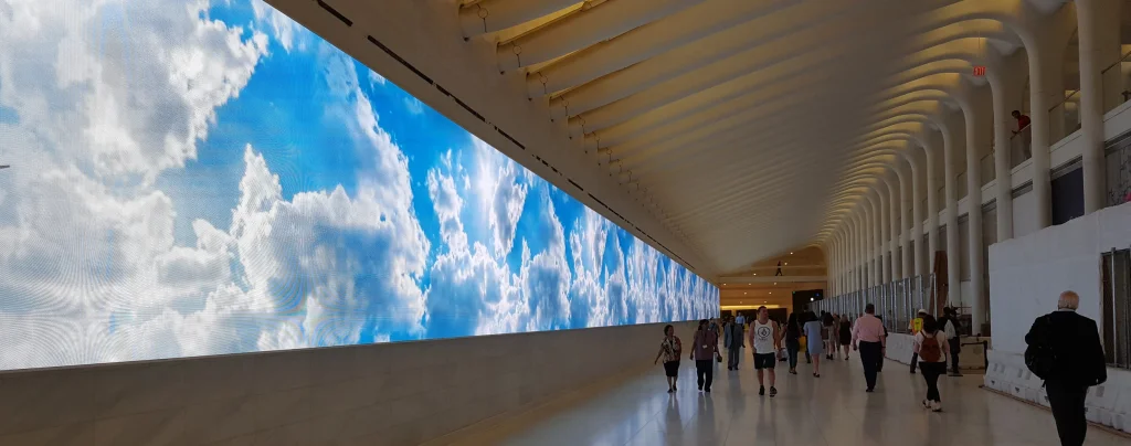 ワールドトレードセンターのLEDビジョン