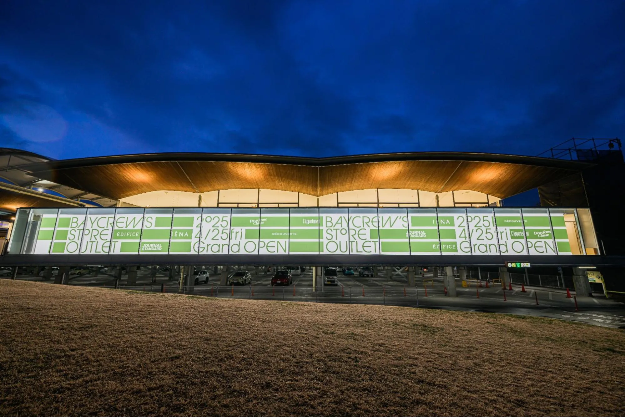 BAYCREW’S STORE OUTLET 軽井沢のLEDビジョン